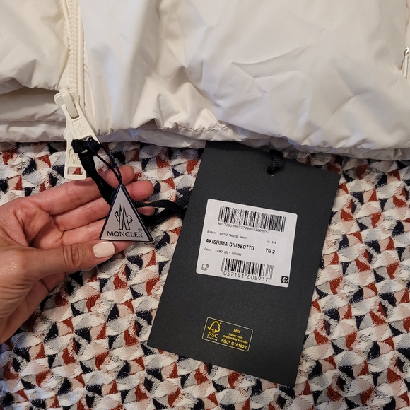 NWT Moncler "2 1952 Akishima" Puffer Jacket size 2 (Medium) - Picture 6 of 9